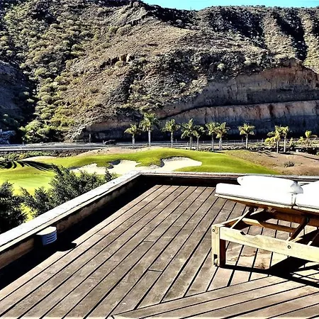 De Luxe 5***** Golf - Piscine Chauffee - Cinema - Billard *