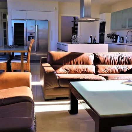 Villa De Luxe 5***** Golf - Piscine Chauffee - Cinema - Billard Mogan