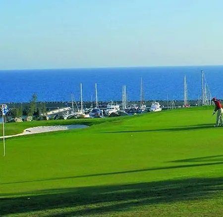 De Luxe 5***** Golf - Piscine Chauffee - Cinema - Billard *